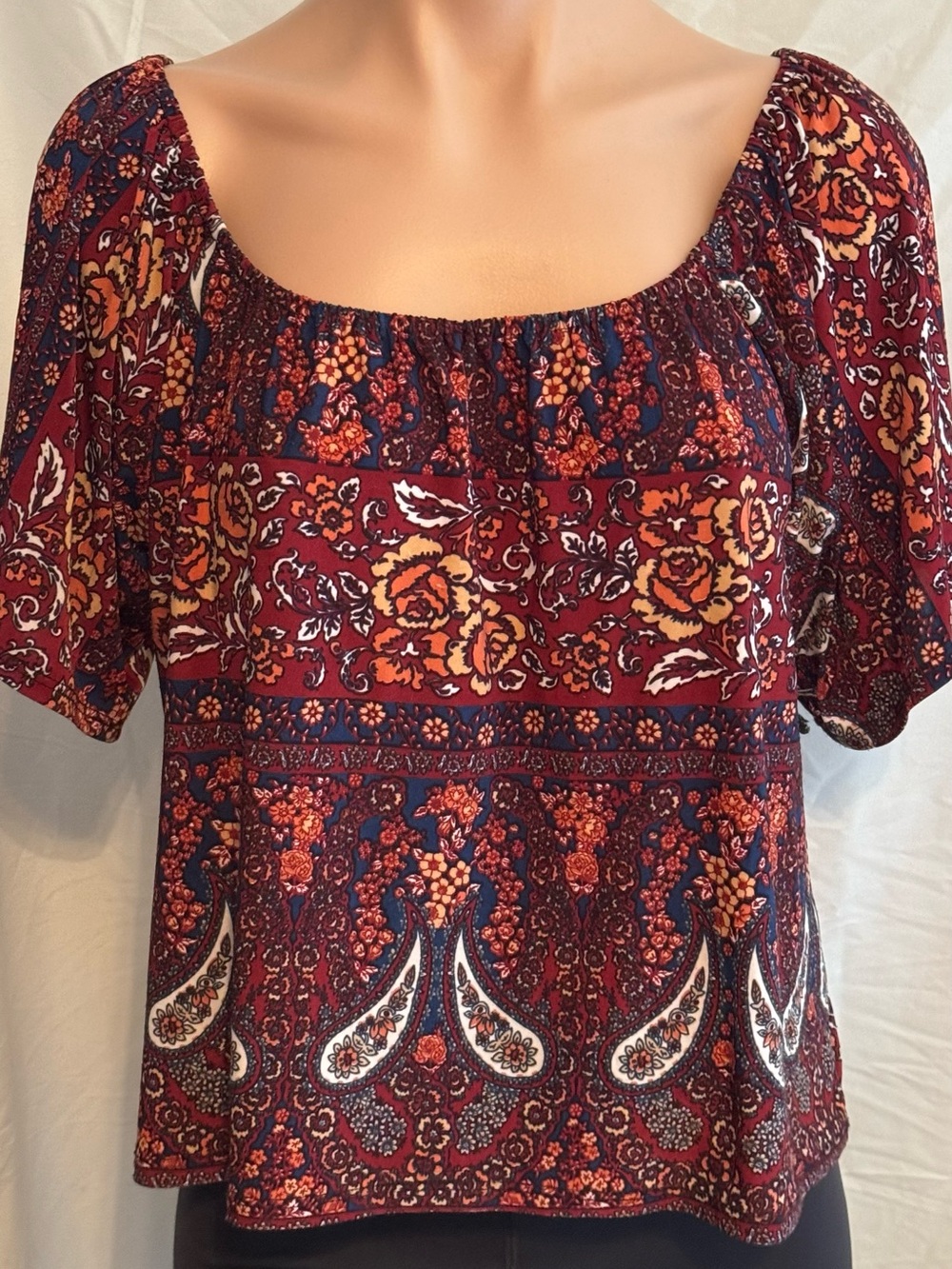 Boho Square-Neck Short Sleeve Top in Burgundy Floral